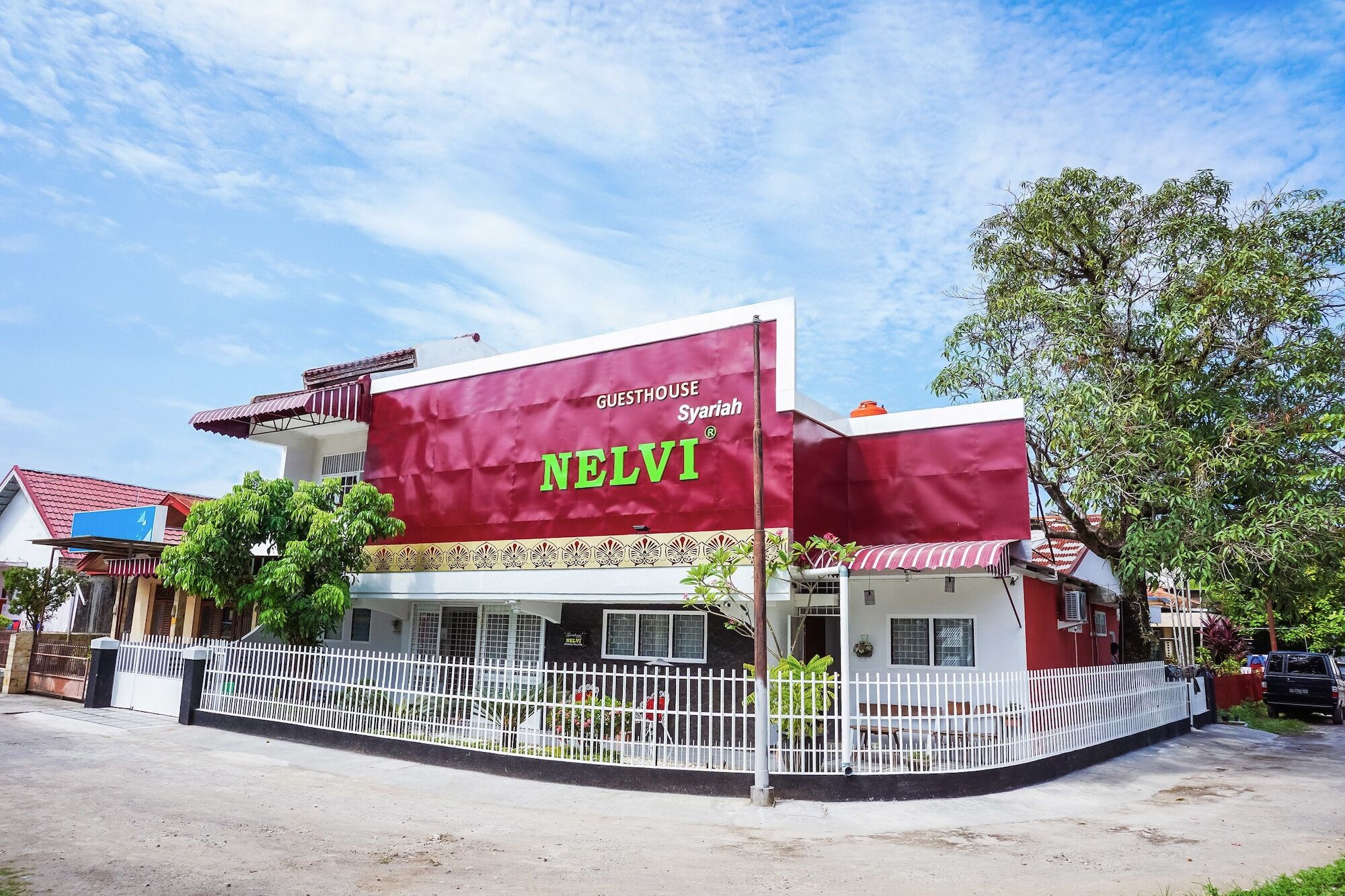 Oyo 433 Nelvi Guest House Syariah Padang  Exterior foto